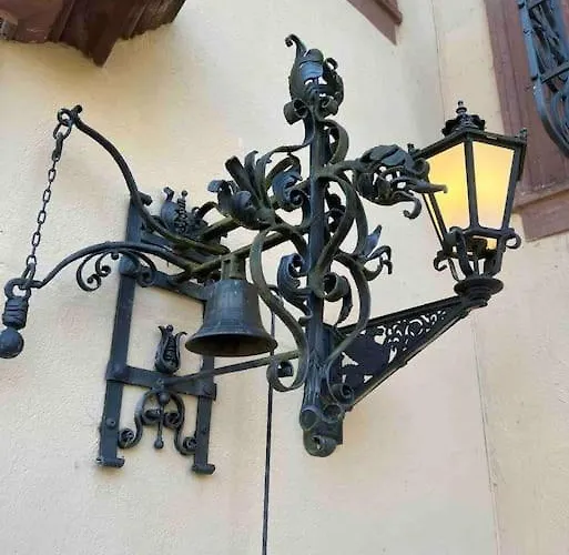 Luxus Im Schloss 85 M² Apartment