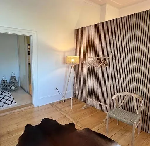 Apartment Luxus Im Schloss 85 M² Zeitlofs