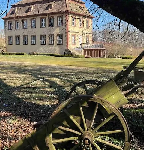 Luxus Im Schloss 85 M² Apartment