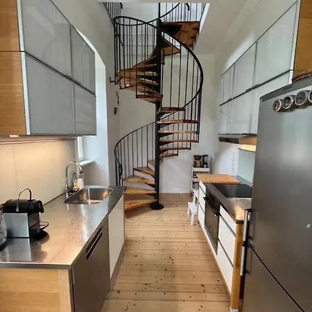 Luxus Im Schloss 85 M² Apartment *