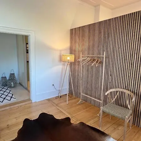 Apartment Luxus Im Schloss 85 M² Zeitlofs