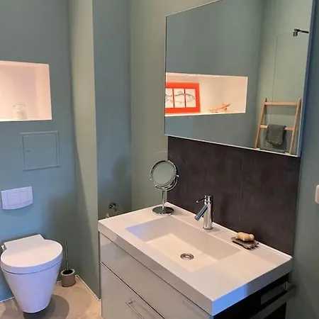 Luxus Im Schloss 85 M² Apartment *